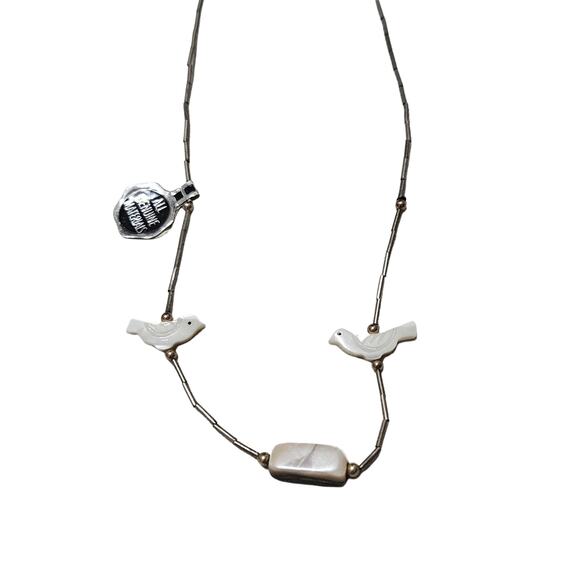 1970s Bird Effigy Single Strand MOP Liquid Silver Beads Vintage Necklace - Picture 3 of 5